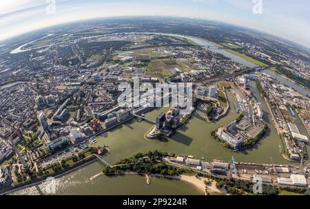 Vue aérienne, vue œil de poisson sur Media Harbour dans le quartier de Hafen à Düsseldorf, Rhénanie-du-Nord-Westphalie, Allemagne Banque D'Images