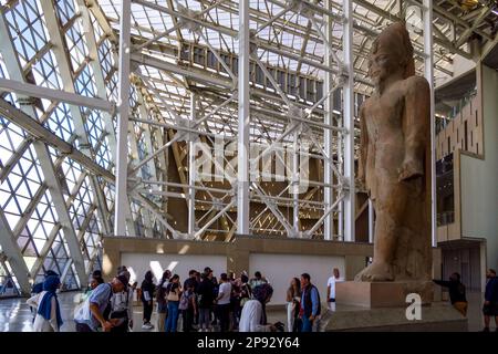 Le Caire, Égypte. 02nd mars 2023. Grand Musée égyptien, également connu sous le nom de Musée Gizeh, vu lors d'une visite privée sur 2 mars 2023, à Gizeh, Égypte. Le nouveau musée, qui ouvrira bientôt, abritera des objets de l'Égypte ancienne et sera le plus grand musée archéologique du monde. Photo de Balkis Press/ABACAPRESS.COM Credit: Abaca Press/Alay Live News Banque D'Images