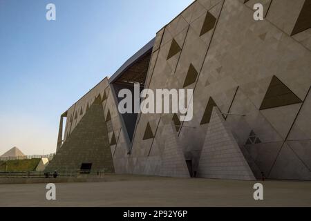 Le Caire, Égypte. 02nd mars 2023. Grand Musée égyptien, également connu sous le nom de Musée Gizeh, vu lors d'une visite privée sur 2 mars 2023, à Gizeh, Égypte. Le nouveau musée, qui ouvrira bientôt, abritera des objets de l'Égypte ancienne et sera le plus grand musée archéologique du monde. Photo de Balkis Press/ABACAPRESS.COM Credit: Abaca Press/Alay Live News Banque D'Images