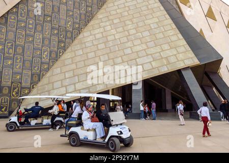 Le Caire, Égypte. 02nd mars 2023. Grand Musée égyptien, également connu sous le nom de Musée Gizeh, vu lors d'une visite privée sur 2 mars 2023, à Gizeh, Égypte. Le nouveau musée, qui ouvrira bientôt, abritera des objets de l'Égypte ancienne et sera le plus grand musée archéologique du monde. Photo de Balkis Press/ABACAPRESS.COM Credit: Abaca Press/Alay Live News Banque D'Images