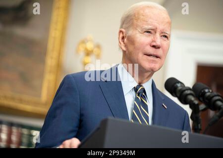 Washington, États-Unis. 09th mars 2020. Le président Joe Biden prononce vendredi, à 10 mars 2023, un discours sur le Rapport de février sur les emplois dans la salle Roosevelt de la Maison Blanche à Washington. Photo de Bonnie Cash/Pool/ABACAPRESS.COM crédit: Abaca Press/Alay Live News Banque D'Images