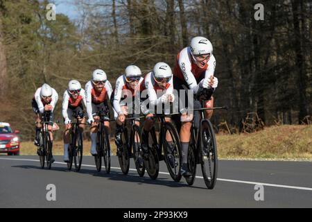 MARS 2023: Voir sur l'équipe cycliste Cofidis pendant l'épreuve de temps d'équipe de la course cycliste professionnelle mars NICE 2023 Banque D'Images