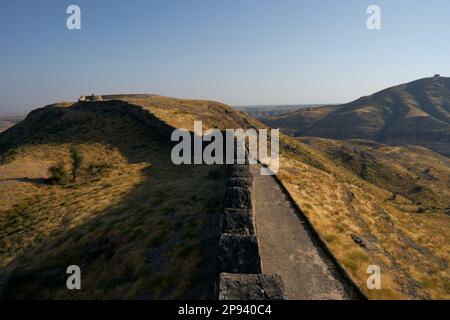 Les remparts de Rani kot, un fort au Pakistan, ont également appelé la Grande Muraille de Sindh en raison de sa circonférence de 32 km (20 mi). Banque D'Images