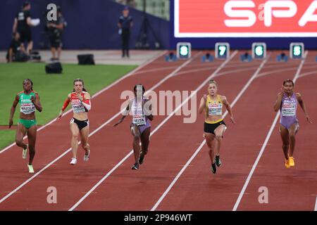 Gina LÜCKENKEMPER et Daryll NEITA dans la demi-finale 100m au Championnat européen d'athlétisme 2022 Banque D'Images