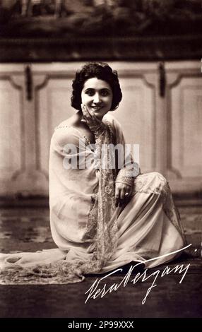 1920 CA ., Italie : l'actrice italienne VERA VERGANI ( Milano 1895 - Procida 1989 ). Une des comédies préférées de Luigi Pirandello et Gabriele d'Annunzio . Photo portrait par Badodi , Milano - atrice - TEATRO - THÉÂTRE - DIVA - DIVINA - VAMP - CINÉMA MUTO - FILM SILENCIEUX - pizzo - dentelle --- Archivio GBB Banque D'Images