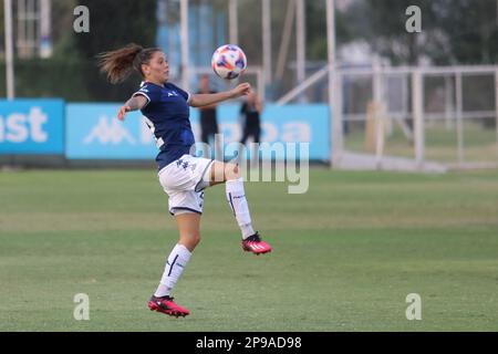 Avellaneda, Argentine, 10, mars 2023. Milagros Menendez de Racing Club en action pendant le match entre Racing Club et social Atletico Television, match 3, Professional Femenin Soccer League of Argentina 2023 (Campeonato Femenino YPF 2023). Crédit: Fabideciria. Banque D'Images