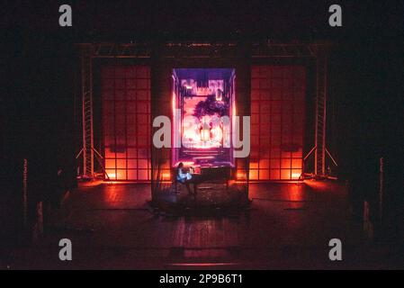 Prato, Italie. 10th mars 2023. Dardust joue le piano sur scène pendant Dardust - Duality Tour 2023, concert de musique de chanteur italien à Prato, Italie, 10 mars 2023 crédit: Agence de photo indépendante/Alamy Live News Banque D'Images