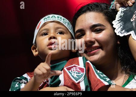 RIO DE JANEIRO (RJ), 03.10.2023 - FOOTBALL/FLUMINENSE/LEFT BACK MARCELO PRÉSENTATION - Tricolor fans sont vus pendant la présentation du joueur Marcelo Vieira da Silva Junior, au stade Maracana, situé dans la zone nord de la ville de Rio de Janeiro, ce vendredi (10). (/SPP) crédit: SPP Sport presse photo. /Alamy Live News Banque D'Images