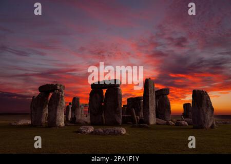 Antique,Archéologie,Archéologique,Archéologue,Beaker,Culture,Amesbury,BC,3000,Stonehenge,Wiltshire,Grande-Bretagne,Britannique,Bluestones, Banque D'Images