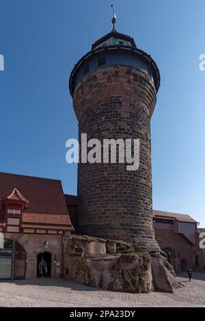 Tour historique de Sinwell sur le Kaiserburg, Nuremberg, moyenne-Franconie, Bavière, Allemagne Banque D'Images