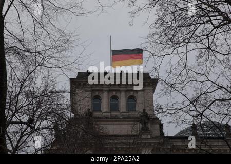 Berlin, Allemagne. 11th mars 2023. Le bâtiment Reichstag à Berlin, où se trouve le Bundestag, sur 11 mars 2023. (Credit image: © Michael Kuenne/PRESSCOV via ZUMA Press Wire) USAGE ÉDITORIAL SEULEMENT! Non destiné À un usage commercial ! Banque D'Images