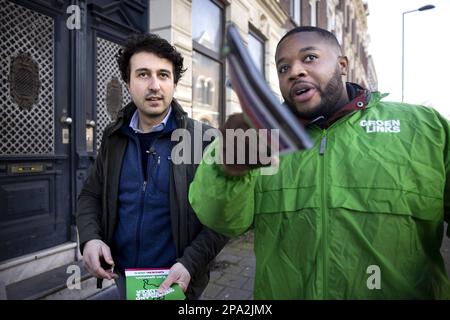 ROTTERDAM - Jesse Klaver, leader de GroenLinks, distribue des tracts à Rotterdam à l'approche des élections du Conseil provincial. ANP RAMON VAN FLYMEN pays-bas - belgique Out crédit: ANP/Alay Live News Banque D'Images