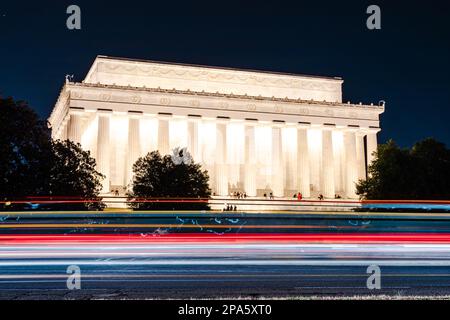 Lincoln Memorial et peinture aux feux de circulation. 5 février, 2023 Banque D'Images