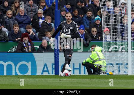 Danny Ward, gardien de Leicester City, lors de la première moitié du match de la Premier League entre Leicester City et Chelsea au King Power Stadium, Leicester, le samedi 11th mars 2023. (Photo : John Cripps | MI News) Credit : MI News & Sport /Alay Live News Banque D'Images