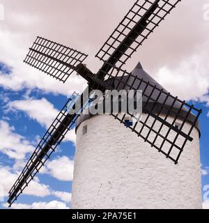 Détail des lames d'une éolienne dans Consuegra Banque D'Images