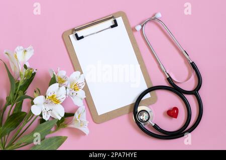 Prescription pour le cardiologue de médicaments. Semaine internationale des infirmières. Félicitations pour le jour de l'infirmière, espace pour le texte. Banque D'Images