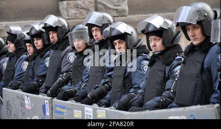 Kiev - Ukraine - 15 décembre 2013. Les événements de la Révolution de la dignité sur l'Euromaidan dans la capitale de l'Ukraine, Kiev, en 2013 Banque D'Images