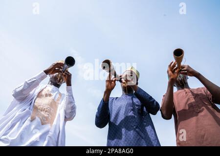 Instrumentistes Algaita pendant le festival annuel durbar à Zaria, au Nigeria. Banque D'Images