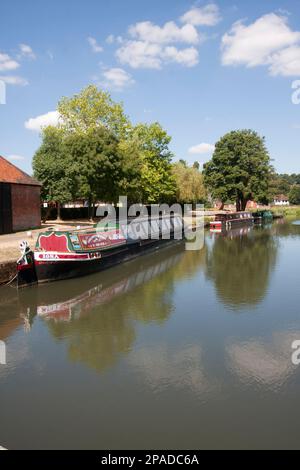 Quai du canal de navigation de Wey à Godalming, Surrey, Angleterre Banque D'Images