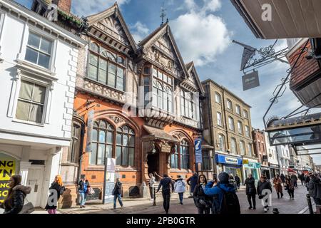 Canterbury, 11 mars 2023 : la Maison Beaney de l'art et de la connaissance Banque D'Images