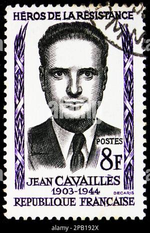 MOSCOU, RUSSIE - 15 FÉVRIER 2023 : le timbre-poste imprimé en France montre Jean Cavailles (1903-1944), série des héros de la résistance, vers 1958 Banque D'Images