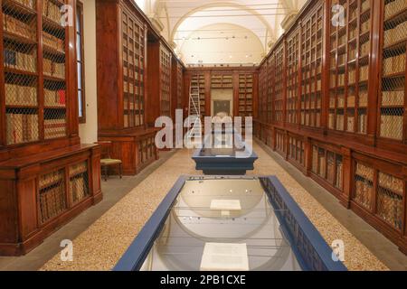 Bologne, Italie - 19 novembre 2022 : Archives du musée des sciences Museo di Palazzo Poggi Banque D'Images