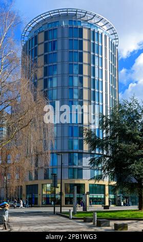 Le bâtiment de l'hôtel Indigo, de Cathedral Gardens, Manchester, Angleterre, Royaume-Uni Banque D'Images