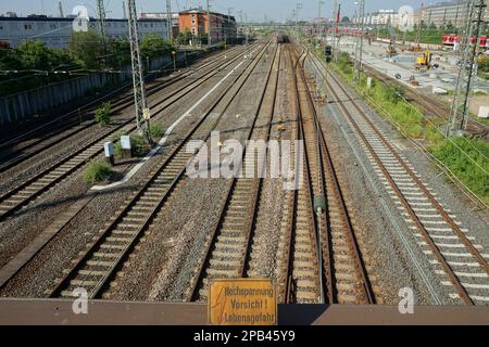 Voies, tablier, vue depuis le pont Camberger, Camberger Straße, gare centrale de Francfort, Francfort, gare terminus, Allemagne, Europe Banque D'Images