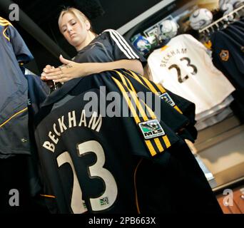 LA GALAXY SHIRTS LA GALAXY TEAM STORE HOME DEPOT CENTRE CARSON LOS ANGELES  USA 11 January 2007 Stock Photo - Alamy