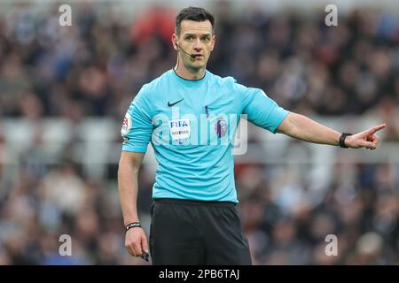 Newcastle, Royaume-Uni. 12th mars 2023. Arbitre Andy Madley pendant le match de la Premier League Newcastle United contre Wolverhampton Wanderers à St. James's Park, Newcastle, Royaume-Uni, 12th mars 2023 (photo de Mark Cosgrove/News Images) à Newcastle, Royaume-Uni, le 3/12/2023. (Photo de Mark Cosgrove/News Images/Sipa USA) crédit: SIPA USA/Alay Live News Banque D'Images