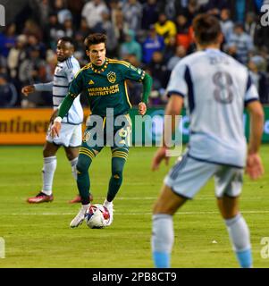 Kansas City, États-Unis. 16th novembre 2022. Milieu de terrain de Los Angeles Galaxy Riqui Puig (6). Le KC sportif a accueilli la Galaxy dans une grande ligue de football sur 11 mars 2023 au stade Children's Mercy Park à Kansas City, Kansas, États-Unis. Photo par Tim Vizer/Sipa USA crédit: SIPA USA/Alay Live News Banque D'Images