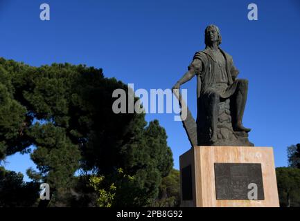 Huelva, Espagne - 8 septembre 2019 : statue de Christophe Colombus à Palos de la Frontera, Huelva, Andalousie, Espagne, près du monastère de la Rabida. Il l'était Banque D'Images