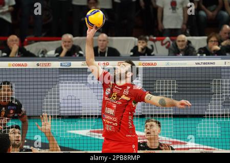 Pala Barton, Pérouse, Italie, 12 mars 2023, De cecco luciano (n.15 Lube civitanova) pendant Sir Safety Susa Perugia vs Cucine Lube Civitanova - Volleyball Italien Serie A Men SuperLeague Championship Championship Banque D'Images