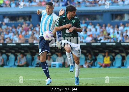 Avellaneda, Argentine, 12, mars 2023. Paolo Guerrero de Racing Club en action pendant le match entre Racing Club vs. Club Atletico Sarmiento, match 7, Professional Soccer League of Argentina 2023 (Liga Profesional de Futbol 2023 - Torneo Binance). Crédit: Fabideciria. Banque D'Images