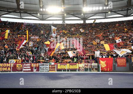 Stadio Olimpico, Rome, Italie. 12th mars 2023. Serie A football; Roma versus Sassuolo; Roma's Supporters crédit: Action plus Sports/Alay Live News Banque D'Images