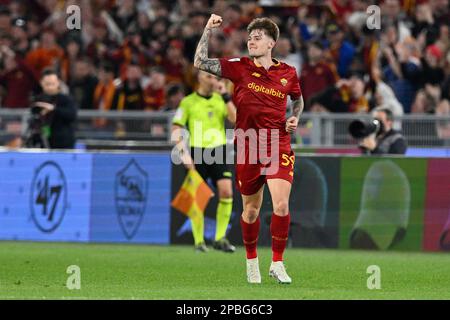 Stadio Olimpico, Rome, Italie. 12th mars 2023. Serie A football ; Roma versus Sassuolo ; Nicola Zalewski célèbre après avoir marqué le but pour 1-2 dans le crédit de 26th minutes : action plus Sports/Alamy Live News Banque D'Images