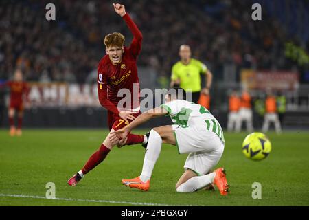 Jordan Majchrzak de A.S. Roma et Martin Erlic des États-Unis Sassuolo pendant les 26th jours de la série A Championship entre A.S. Roma contre États-Unis Sassuolo sur 12 mars 2023 au Stadio Olimpico, Rome, Italie. Banque D'Images