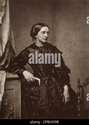 1845 ca : le pianiste et compositeur allemand CLARA SCHUMANN ( née WIECK , 1819 - 1896 ), photo de Franz Hanfstaengl . Femme de Robert Schumann , qui a utilisé certaines de ses mélodies pour sa composition. Elle a composé un concerto pour piano fin et quelques chansons et chansons pour piano seul. Elle a été l'une des plus remarquables pianiste de son temps - COMPOSIORE - OPERA LIRICA - CLASSICA - CLASSIQUE - PORTRAIT - RITRATTO - MUSICISTA - MUSICA - livre - librare - lecteur - lettrice - lettore -- ARCHIVIO GBB Banque D'Images