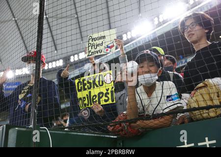 Tokyo, Japon. 13th mars 2023. Fans Baseball : 2023 World Baseball Classic première partie de la piscine B jeu entre l'Australie et la République Tchèque au Tokyo Dome à Tokyo, Japon . Crédit : CTK photo/AFLO/Alamy Live News Banque D'Images