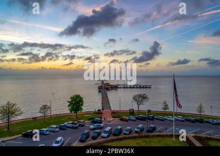 Fairhope, Alabama Pier au coucher du soleil Banque D'Images