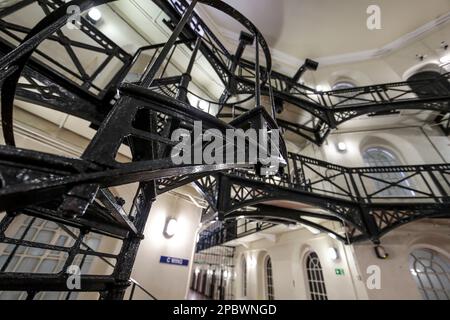 Le centre des prisons, le cercle à Crumlin Road prison tour, Belfast, Irlande du Nord. Banque D'Images