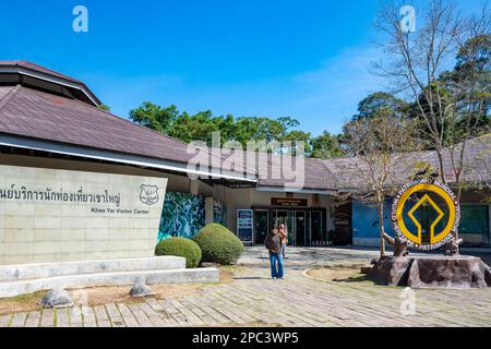 Visiteurs du monde entier visitant le célèbre parc national de Khao Yai, en Thaïlande. Banque D'Images