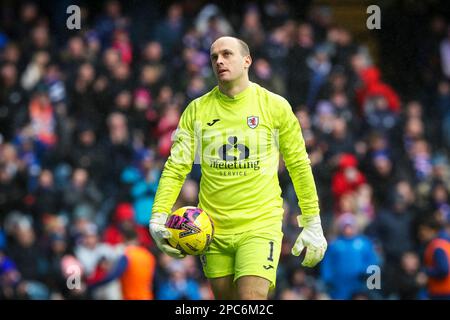 Jamie Macdonald, gardien de but de l'équipe de football écossaise, Raith Rovers jouant dans les quarts de finale de la coupe écossaise à Ibrox contre le FC Rangers. Banque D'Images