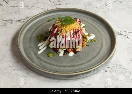 Cuisine indienne (cuisine) Aloo Tikka Chat Banque D'Images