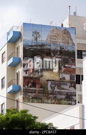 Peinture volcan-Torre de Babel, par Luis Mayo (2000), Los Llanos de Aridane, la Palma, Espagne, Europe Banque D'Images