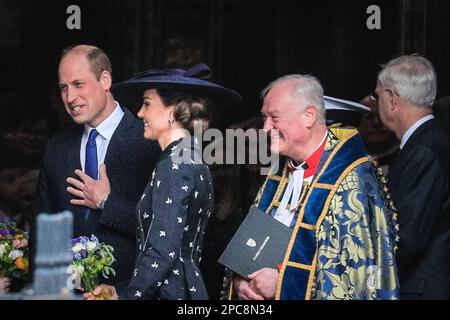 Londres, Royaume-Uni. 13th mars 2023. William et Catherine, le prince et la princesse de Galles. Les hommes politiques, les Royals et les invités arrivent et partent du Commonwealth Service d'aujourd'hui tenu à l'abbaye de Westminster dans le centre de Londres. Banque D'Images