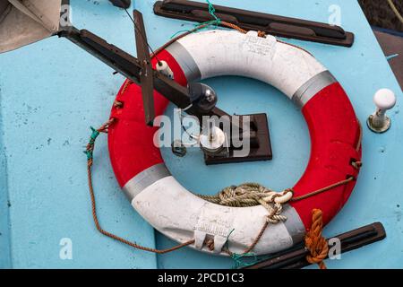 Détails anciens sur un vieux bateau de pêche dans le port de Scarborough Banque D'Images