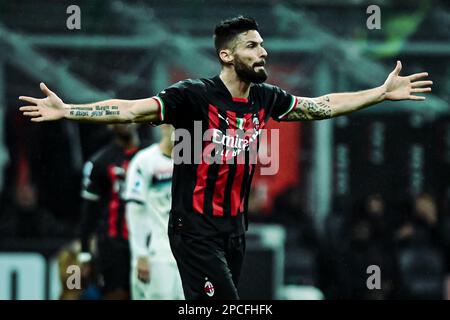 Milan, Italie. 13th mars 2023. Olivier Giroud d'AC Milan gestes pendant la série italienne Un match de championnat de football AC Milan vs Salernitana au stade San Siro à Milan, Italie sur 13 mars 2023 crédit: Piero Cruciatti/Alay Actualités en direct crédit: Piero Cruciatti/Alay Actualités en direct Banque D'Images