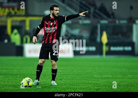 Milan, Italie. 13th mars 2023. Alessandro Florenzi de l'AC Milan gestes pendant la série italienne Un match de championnat de football AC Milan vs Salernitana au stade San Siro à Milan, Italie sur 13 mars 2023 crédit: Piero Cruciatti/Alamy Actualités en direct crédit: Piero Cruciatti/Alamy Live News Banque D'Images