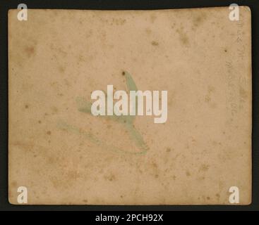 Prison d'Andersonville, Géorgie. Vue sud-ouest du stock montrant la ligne morte / / photographiée par A.J. Riddle. Collection de photos de la guerre civile de la famille Liljenquist , pp/papier liljpaper. Prison d'Andersonville, 1860-1870, prisons, Géorgie, Andersonville, 1860-1870, prisonniers de guerre, Union, Géorgie, Andersonville, 1860-1870, huttes, Union, Géorgie, Andersonville, 1860-1870, États-Unis, Histoire, Guerre civile, 1861-1865, Centres de détention, Confederate, Géorgie, Andersonville, États-Unis, Histoire, Guerre civile, 1861-1865, prisonniers, Union, Géorgie, Andersonville. Banque D'Images